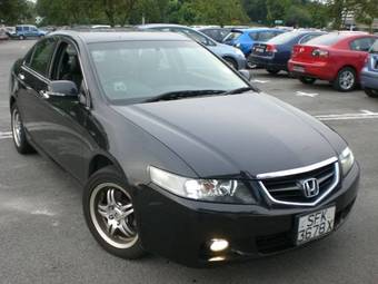 2004 Honda Accord Pictures