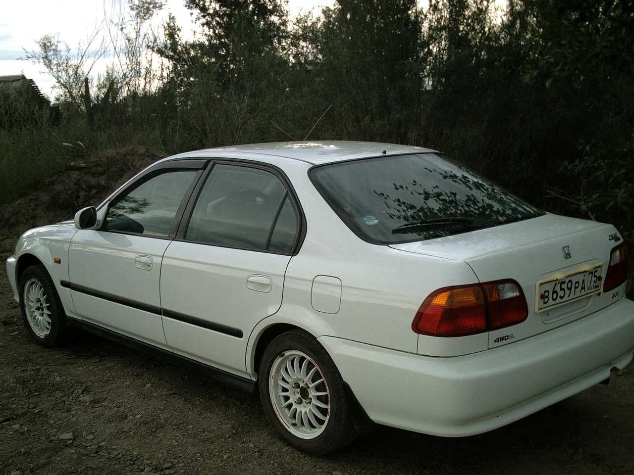 Honda civic ferio 1999