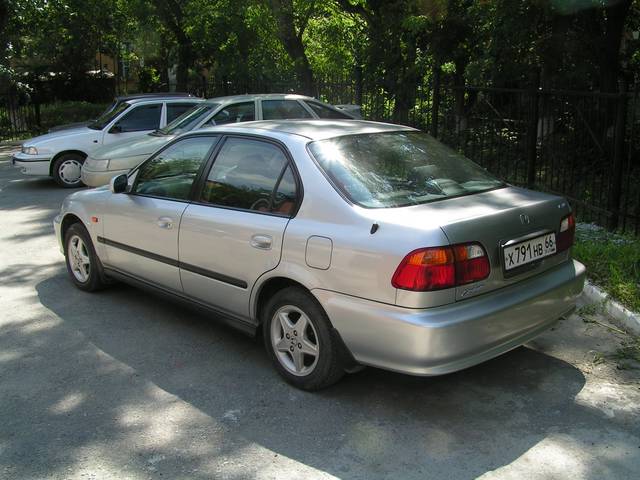 2000 Honda Civic Ferio