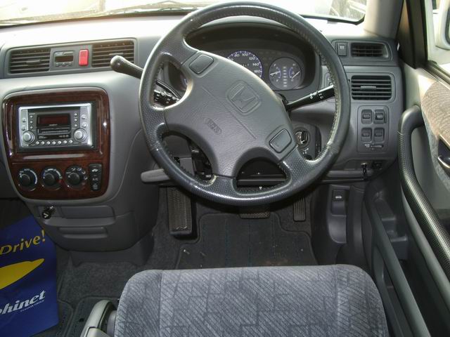 1997 Honda CR-V Pictures
