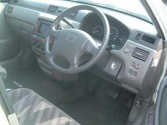 2000 Honda CR-V Pictures