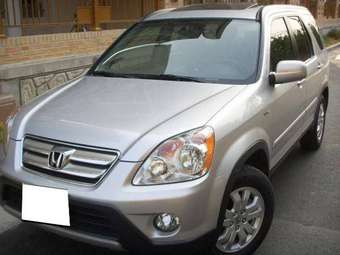 2005 Honda CR-V Pictures