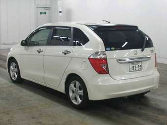 2005 Honda Edix Images