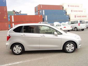 2005 Honda Edix Photos