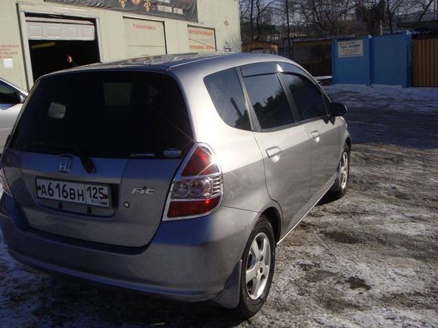 2003 Honda Fit