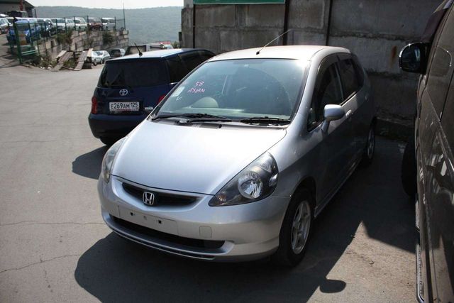 2003 Honda Fit