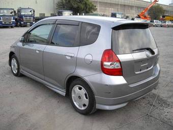 2003 Honda Fit Pictures