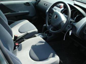 2003 Honda Fit Photos