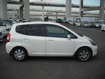 2003 Honda Fit Photos