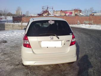 2003 Honda Fit Pictures