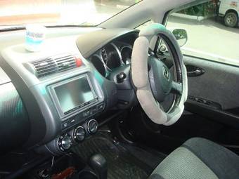 2003 Honda Fit Pictures