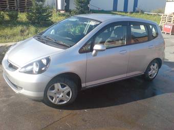 2003 Honda Fit Photos