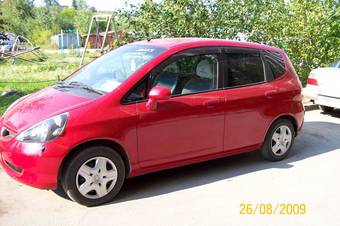 2003 Honda Fit Pictures