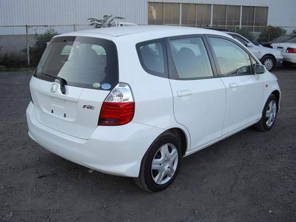 2004 Honda Fit