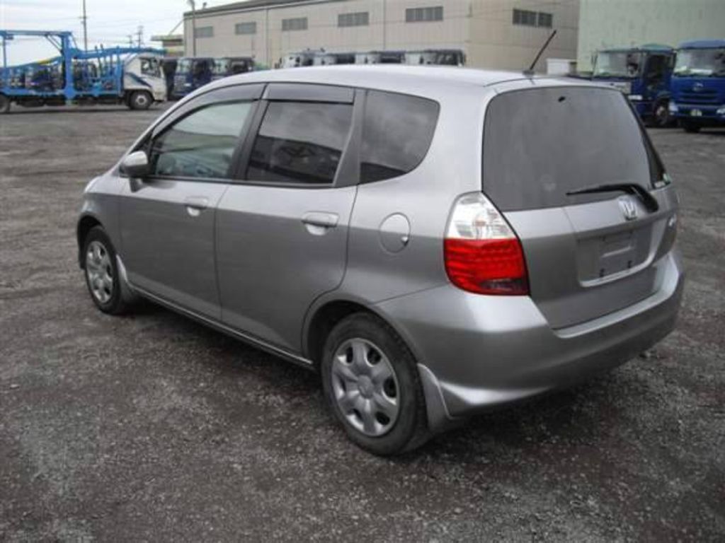 2004 Honda Fit