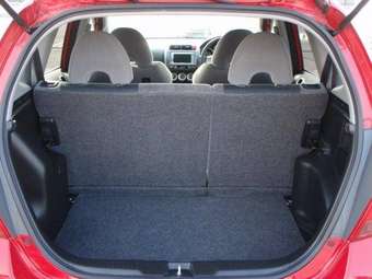 2004 Honda Fit Pictures