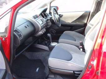 2004 Honda Fit Photos