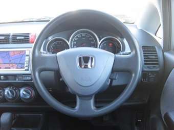 2004 Honda Fit Images