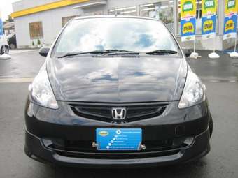 2004 Honda Fit Pictures