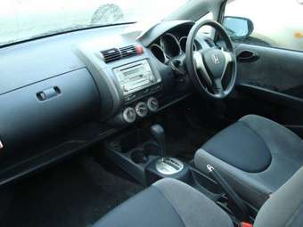 2004 Honda Fit Pictures