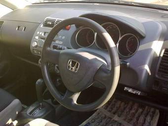 2004 Honda Fit Pictures