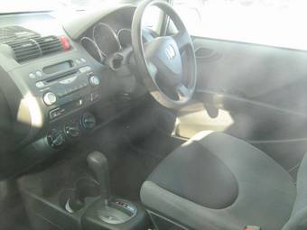 2004 Honda Fit Pictures