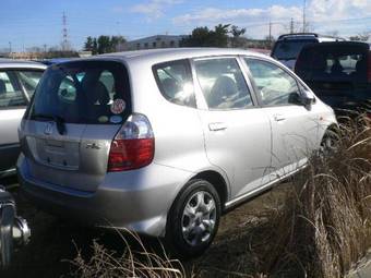 2004 Honda Fit Pictures