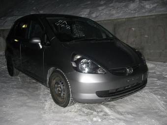 2004 Honda Fit Pictures