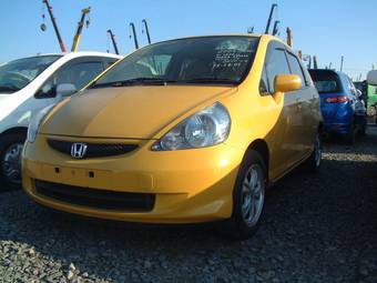 2004 Honda Fit Wallpapers