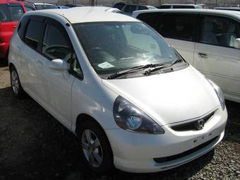 2004 Honda Fit Pictures