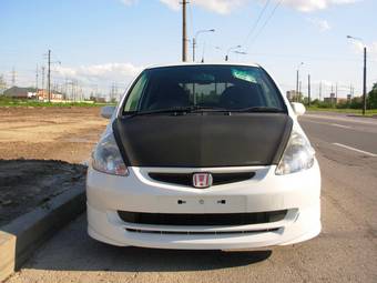 2004 Honda Fit Pictures