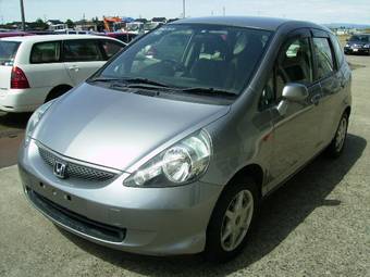 2004 Honda Fit Photos