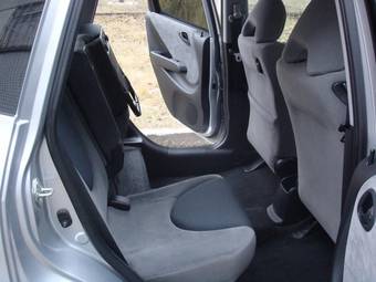 2005 Honda Fit Photos