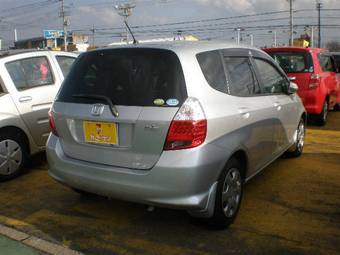 2005 Honda Fit Photos