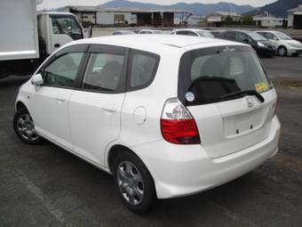 2005 Honda Fit Photos