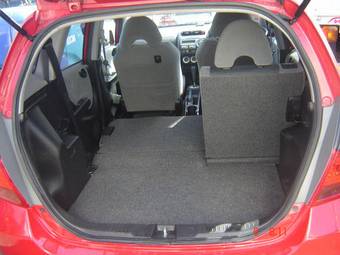 2005 Honda Fit Photos