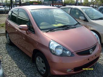 2005 Honda Fit Pictures