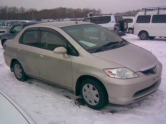 2002 Honda Fit Aria Images