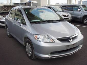 2003 Honda Fit Aria Photos