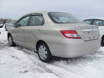 2003 Honda Fit Aria Pictures
