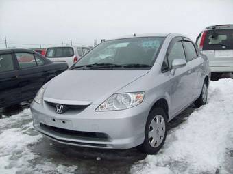 2003 Honda Fit Aria Pictures