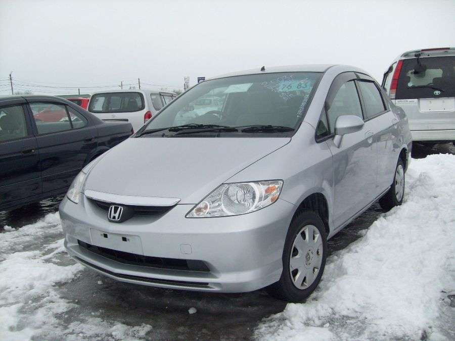 Honda fit aria 2003