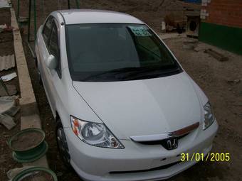 2003 Honda Fit Aria Pictures