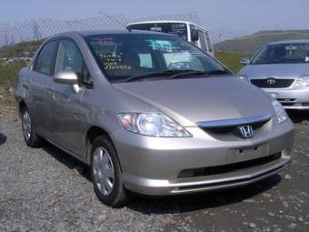 2005 Honda Fit Aria Photos