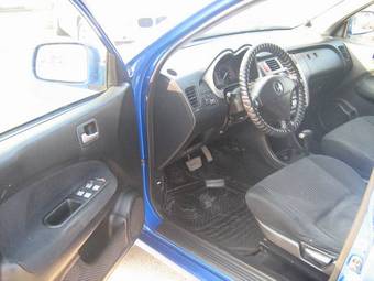 2004 Honda HR-V Pictures