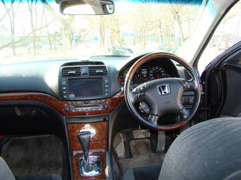 2003 Honda Inspire Photos