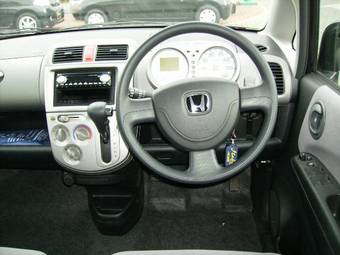 2007 Honda Life Photos