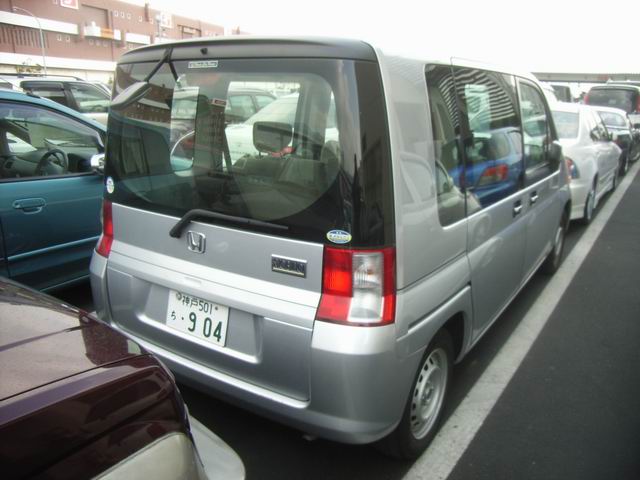 2002 Honda Mobilio Pictures