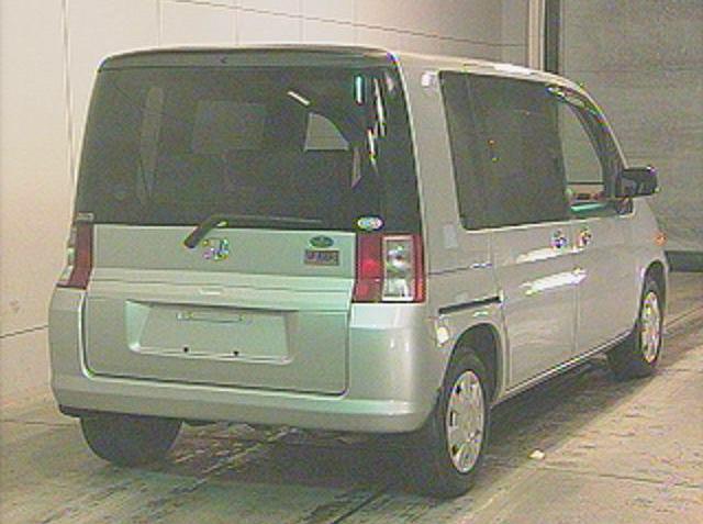 2002 Honda Mobilio Pictures