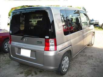 2003 Honda Mobilio Photos